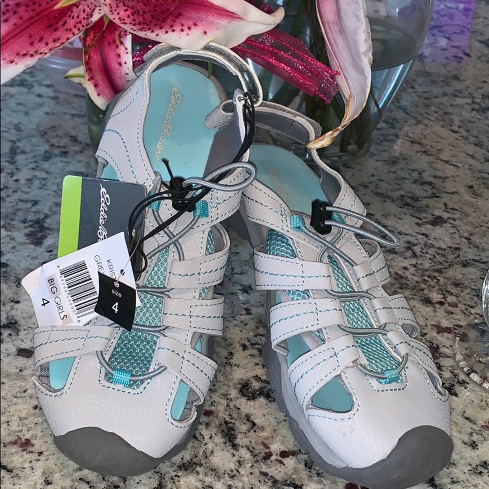 NWT!!! Eddie Bauer Girl Youth Sandal Size 4